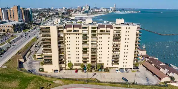 1400 Ocean Drive