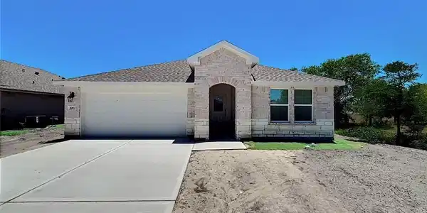 3002 Stone Creek Drive