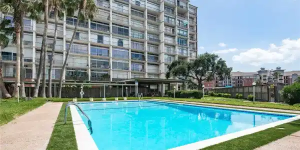 4600 Ocean Drive