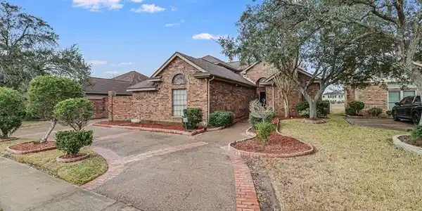 7865 Etienne Drive