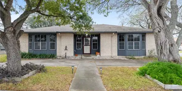 11929 Blueridge Mountain Drive