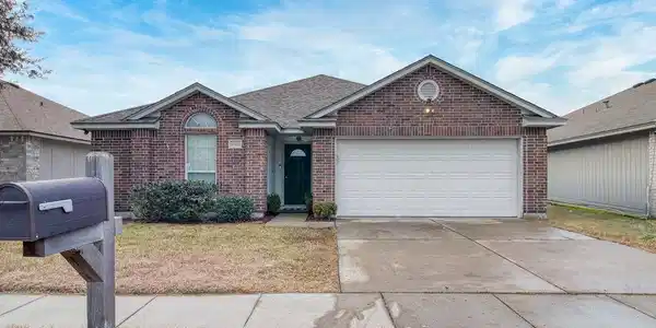 2325 Tropical Wind Drive