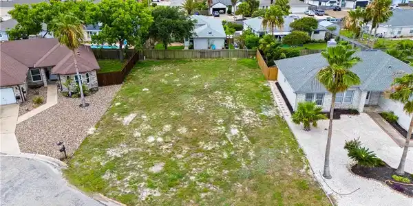 13949 Lighthouse Drive