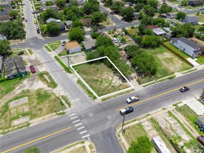 3002 Greenwood Drive