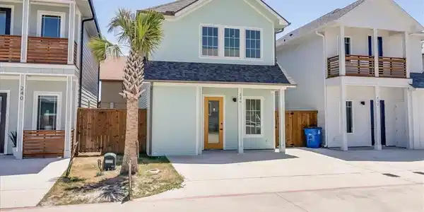 236 Nautilus Street