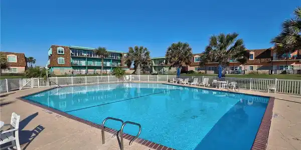 700 Island Retreat