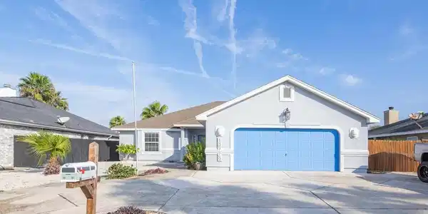 13770 Eaglesnest Bay Drive
