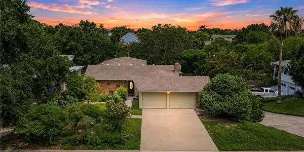 221 Ocean View Place