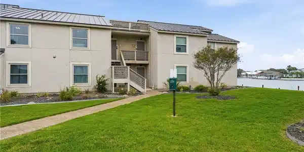 2515 Bayhouse Drive