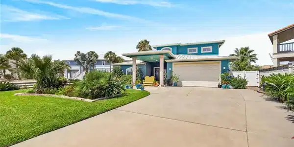 616 Shoreline Circle