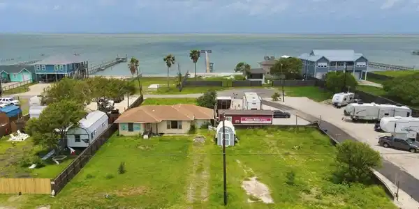 16 Copano Ridge