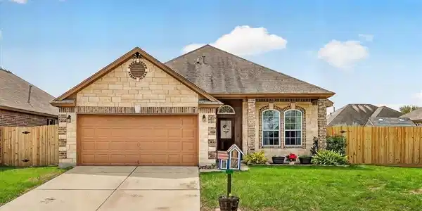 6009 Tapestry Drive