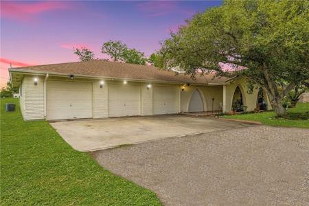 4176 CR 3693 Place