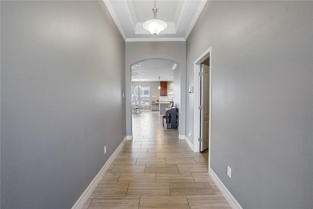 Image 3: Entry Way