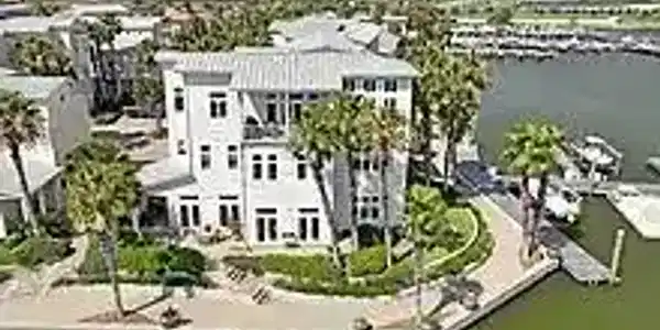 3700 Island Moorings Parkway