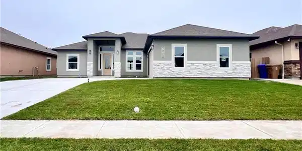 7905 Spiderman Drive