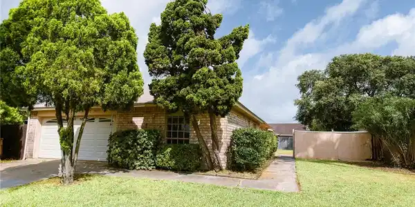 1314 Harbor Lights Drive