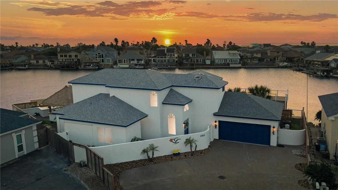 Image 2: WELCOME TO 13801 Doubloon St. on Padre Island!