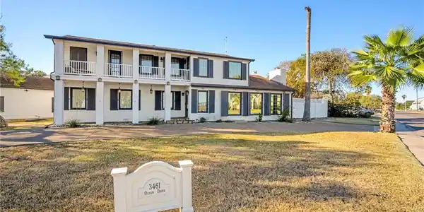 3461 Ocean Drive