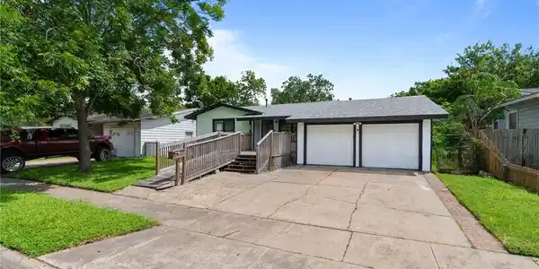 Image 2: Two car garage