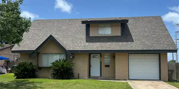 5801 WOODHAVEN Drive