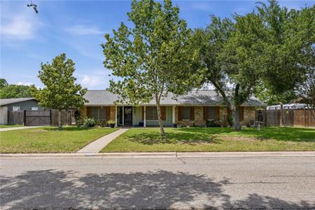 143 N Janin Circle