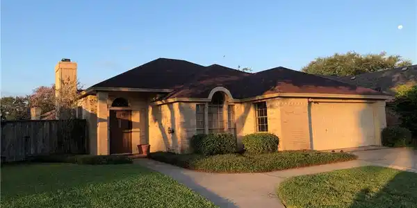 6217 Strateford Drive