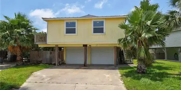 617 Pelican