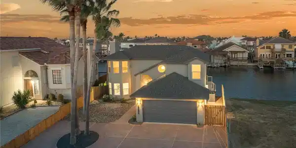 15334 KEY LARGO Court