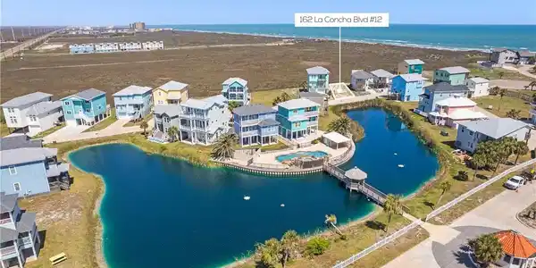 162 La Concha Boulevard