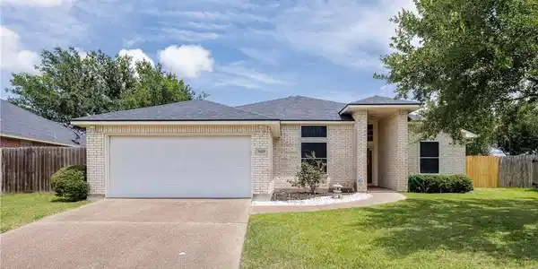 3829 Brockhampton Court