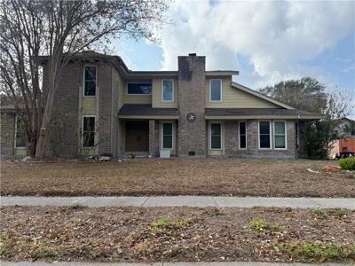 5913 Cinnamon Oaks Drive