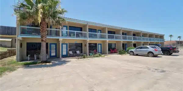 810 Banyan Beach Drive
