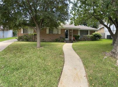 208 Ghent Place