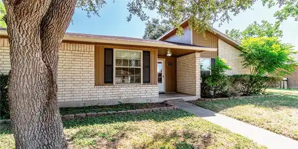 2738 Wind Rock Drive