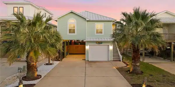 330 PARADISE POINTE Drive
