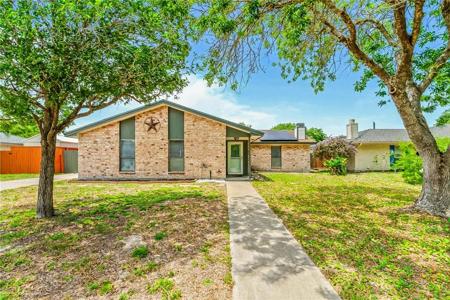 3221 Seafoam Drive