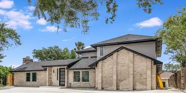 7025 Ashdown Drive