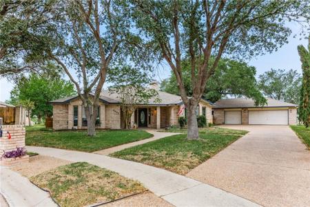 3802 Castle Knoll Drive