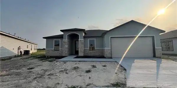 3105 Adak Court