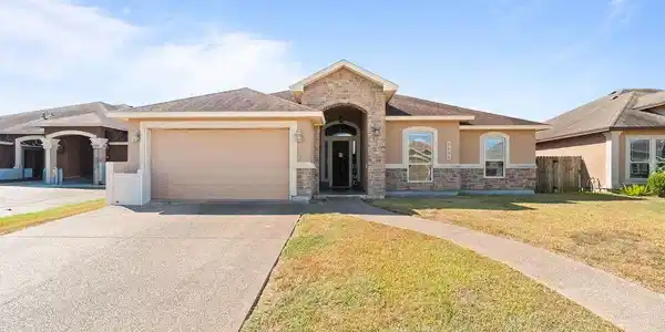 8234 Merlin Place