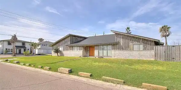 328 Dunes Way