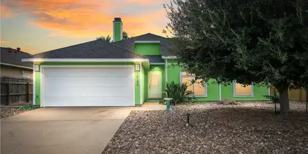 16142 Coral Vine Street