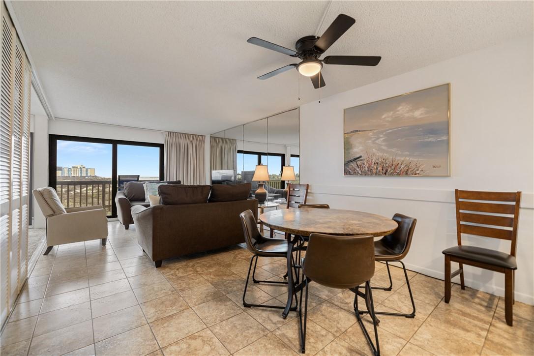 Image 4: Dining Area and Living Area