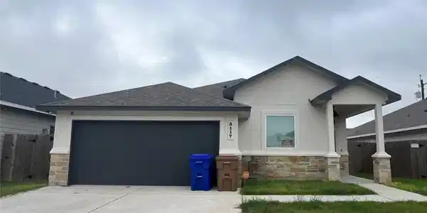 3117 Creek Side Drive