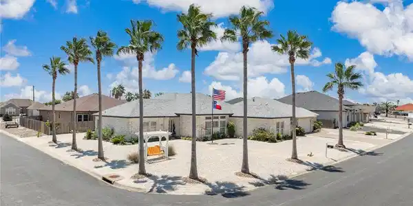 14041 La Blanquilla Drive