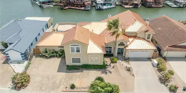 15222 ISABELLA Court