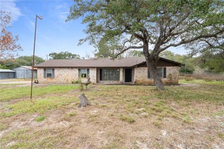 1806 Mooney Lane