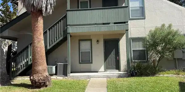 302 Saint Andrews Street
