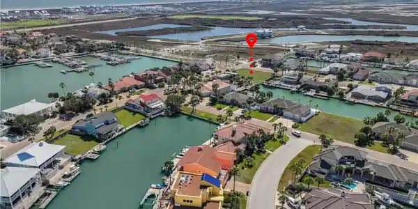 306 Mustang Boulevard